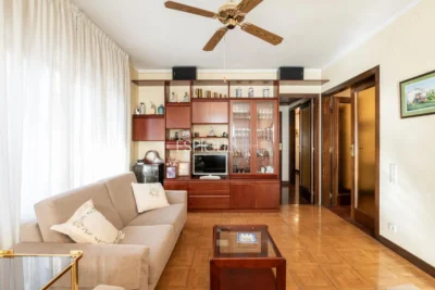 Appartement spacieux avec place de parking à Putxet (Sarrià-Sant Gervasi)