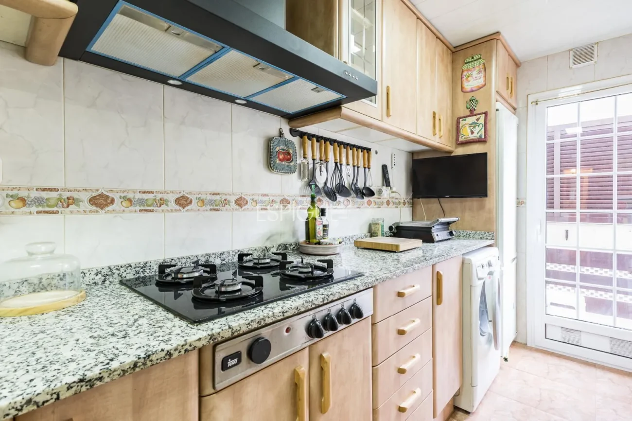 Duplex penthouse with double orientation and great potential