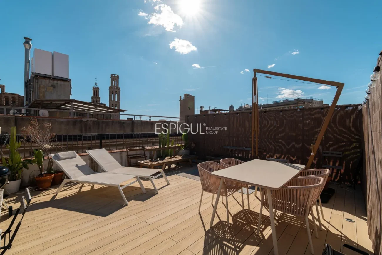 Penthouse exclusif avec terrasse privée dans le Born
