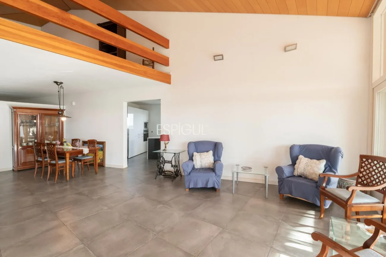 Joyau architectural avec vue imprenable à La Cornisa, Mataró