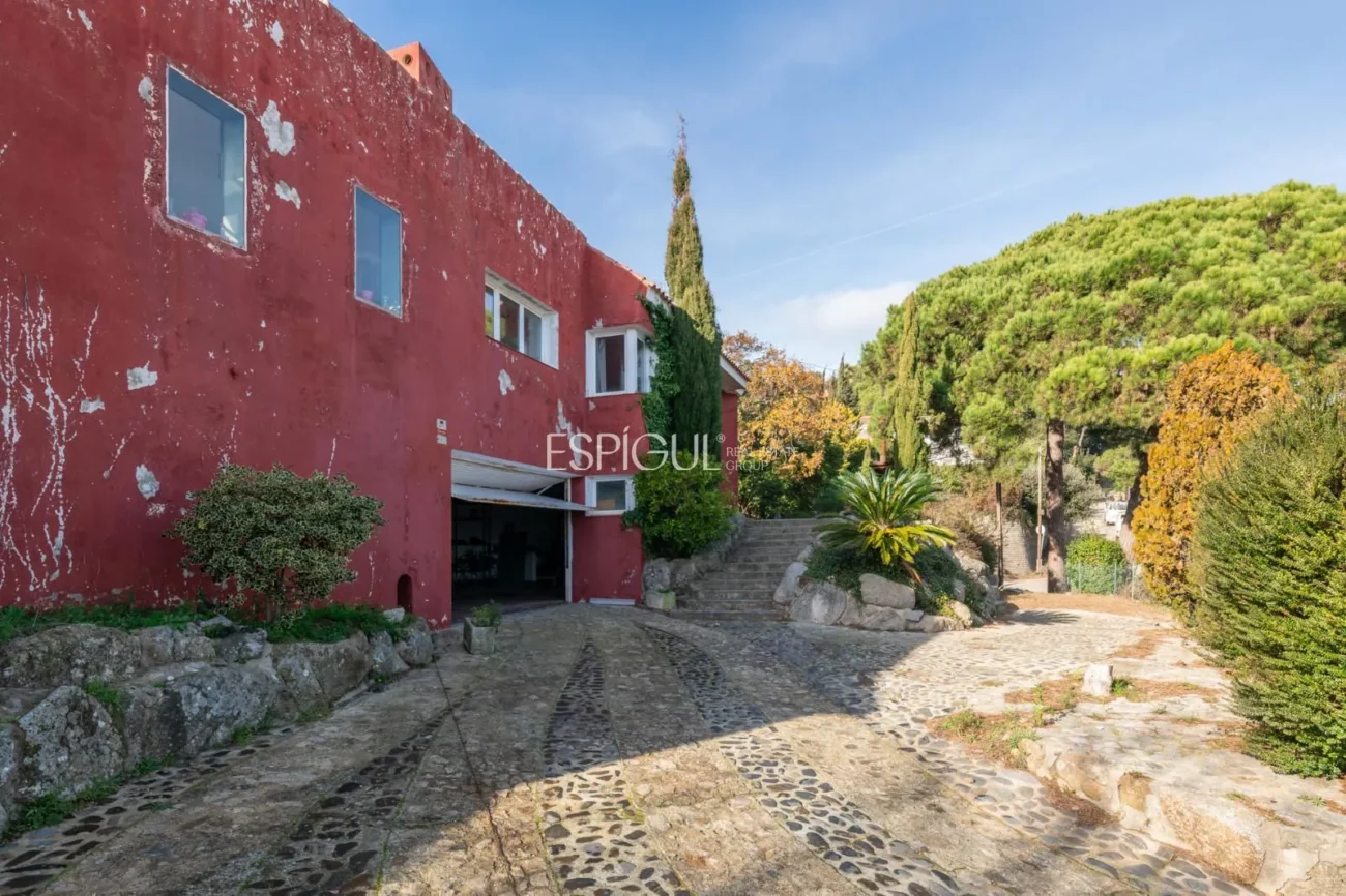 Joyau architectural avec vue imprenable à La Cornisa, Mataró