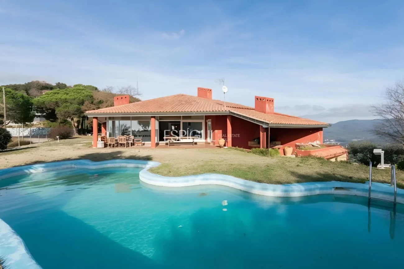 Joyau architectural avec vue imprenable à La Cornisa, Mataró