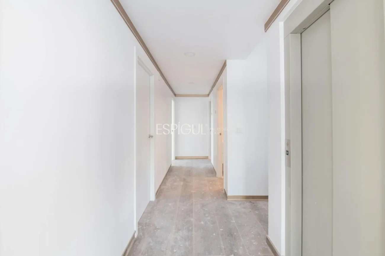 Casa independiente de obra nueva con espectaculares vistas al mar en Montgat