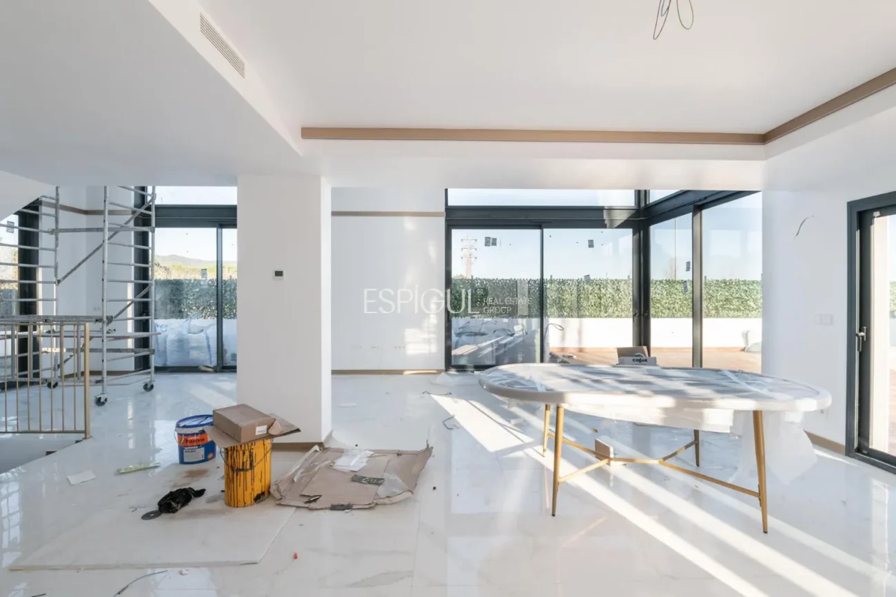 Casa independiente de obra nueva con espectaculares vistas al mar en Montgat