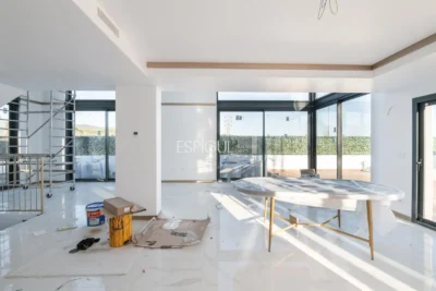 Casa independiente de obra nueva con espectaculares vistas al mar en Montgat