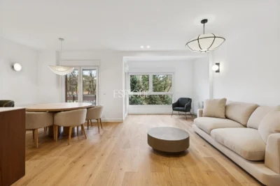 Espectacular piso reformado en Arguelles con terraza