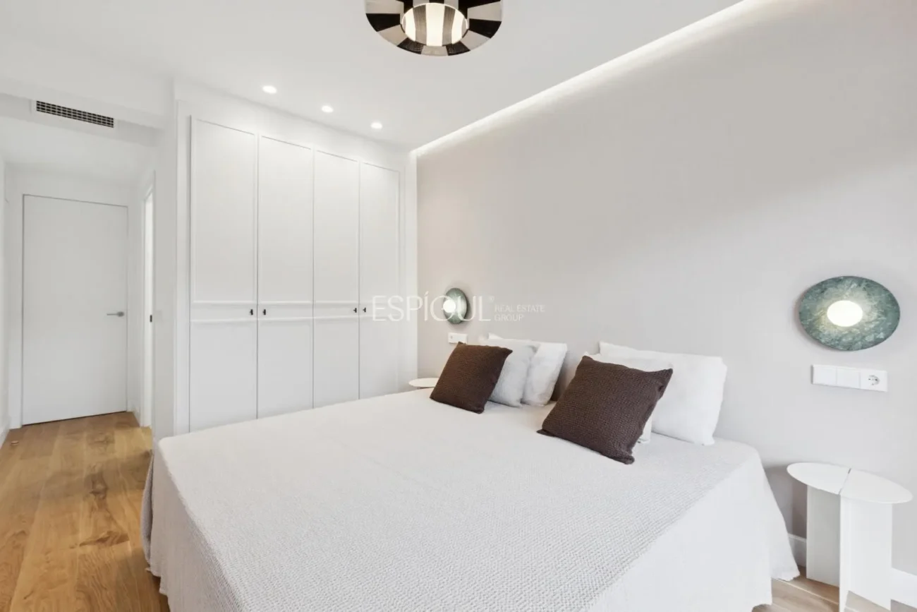 Espectacular piso reformado en Arguelles con terraza