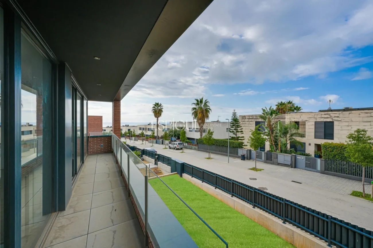 Exclusiva casa unifamiliar de obra nueva en Can Quirze, Mataró