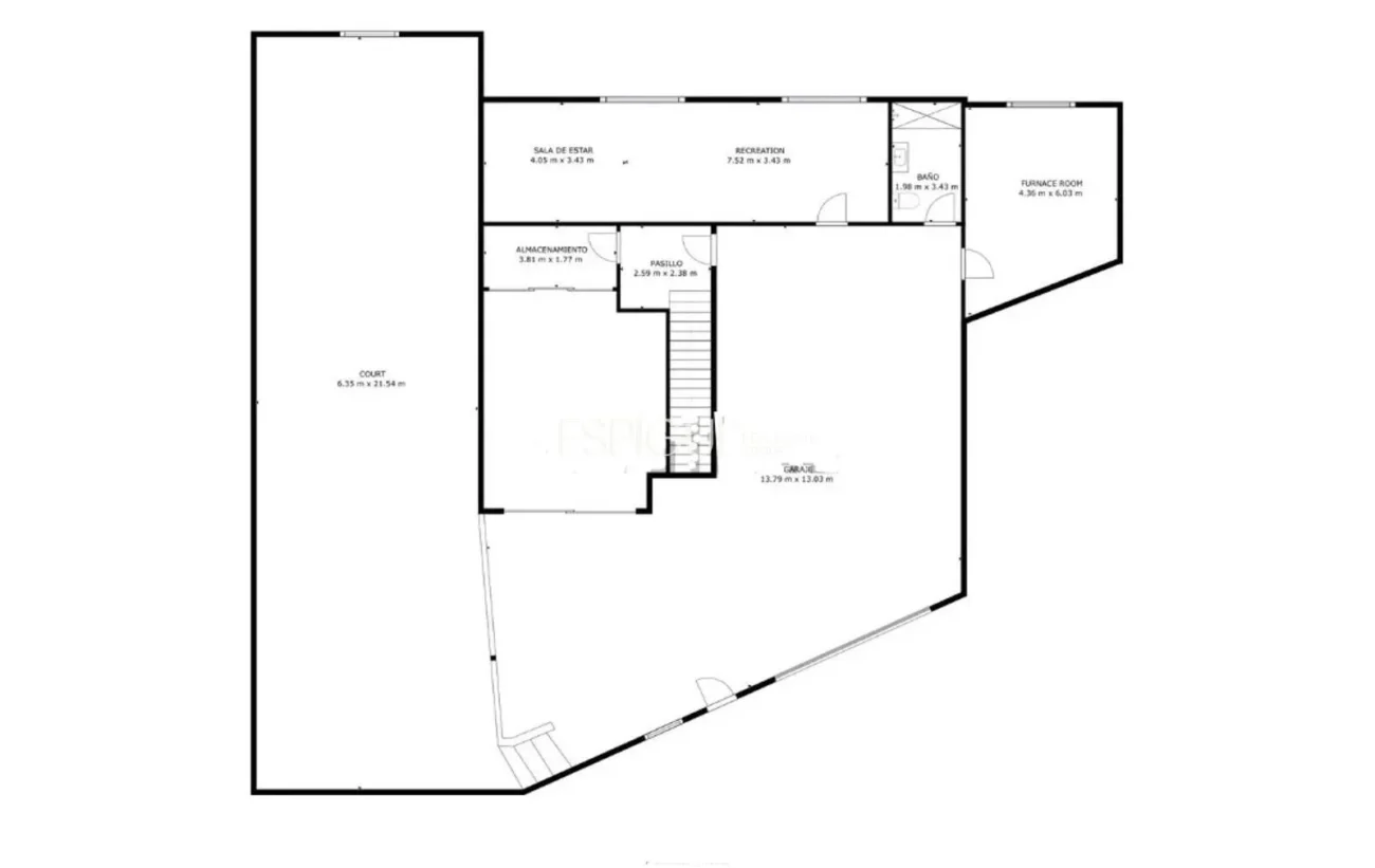 Exclusive property with garden, pool, and private paddle court in the center of Alella