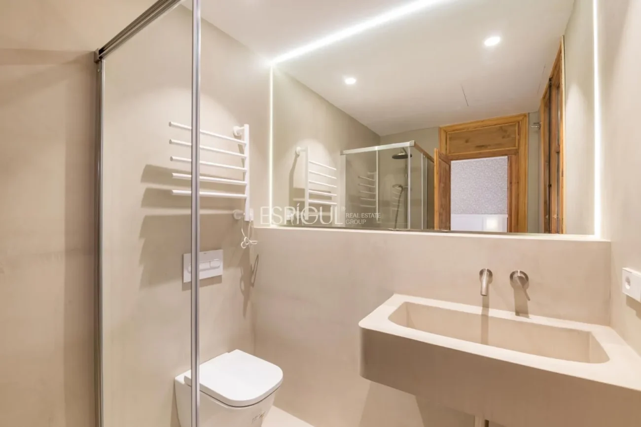 Exclusiva vivienda de lujo completamente reformada de 160 m² en L’Antiga Esquerra de l’Eixample