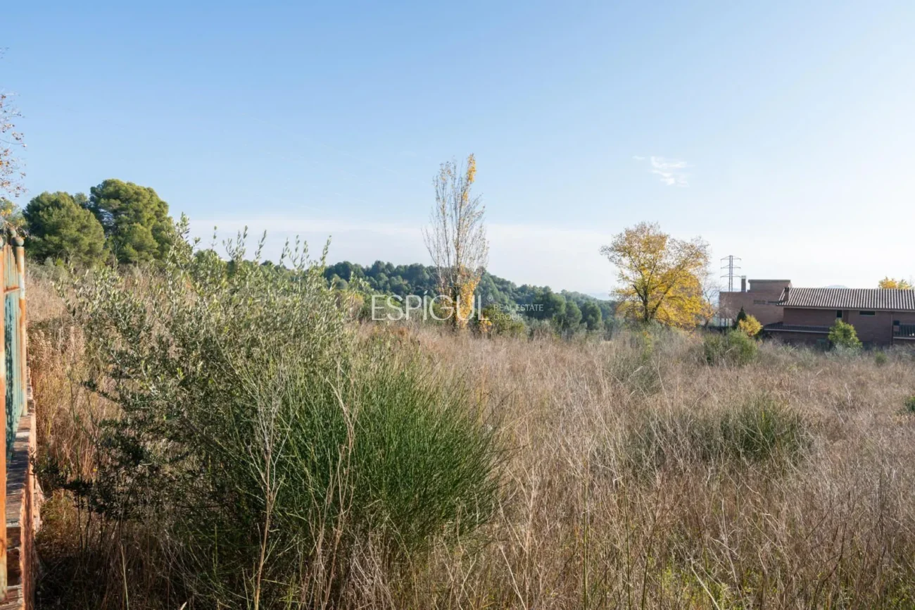 Plot for sale in Golf Masia Bach