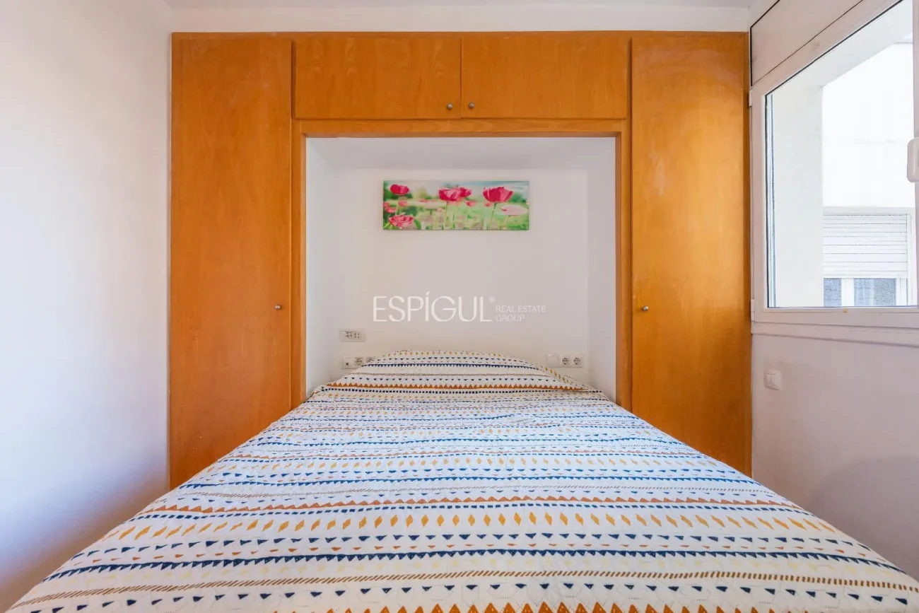 Piso de dos habitaciones en venta zona Migdia