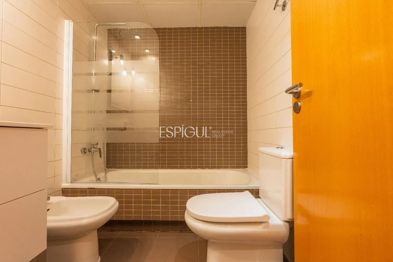 Piso de dos habitaciones en venta zona Migdia