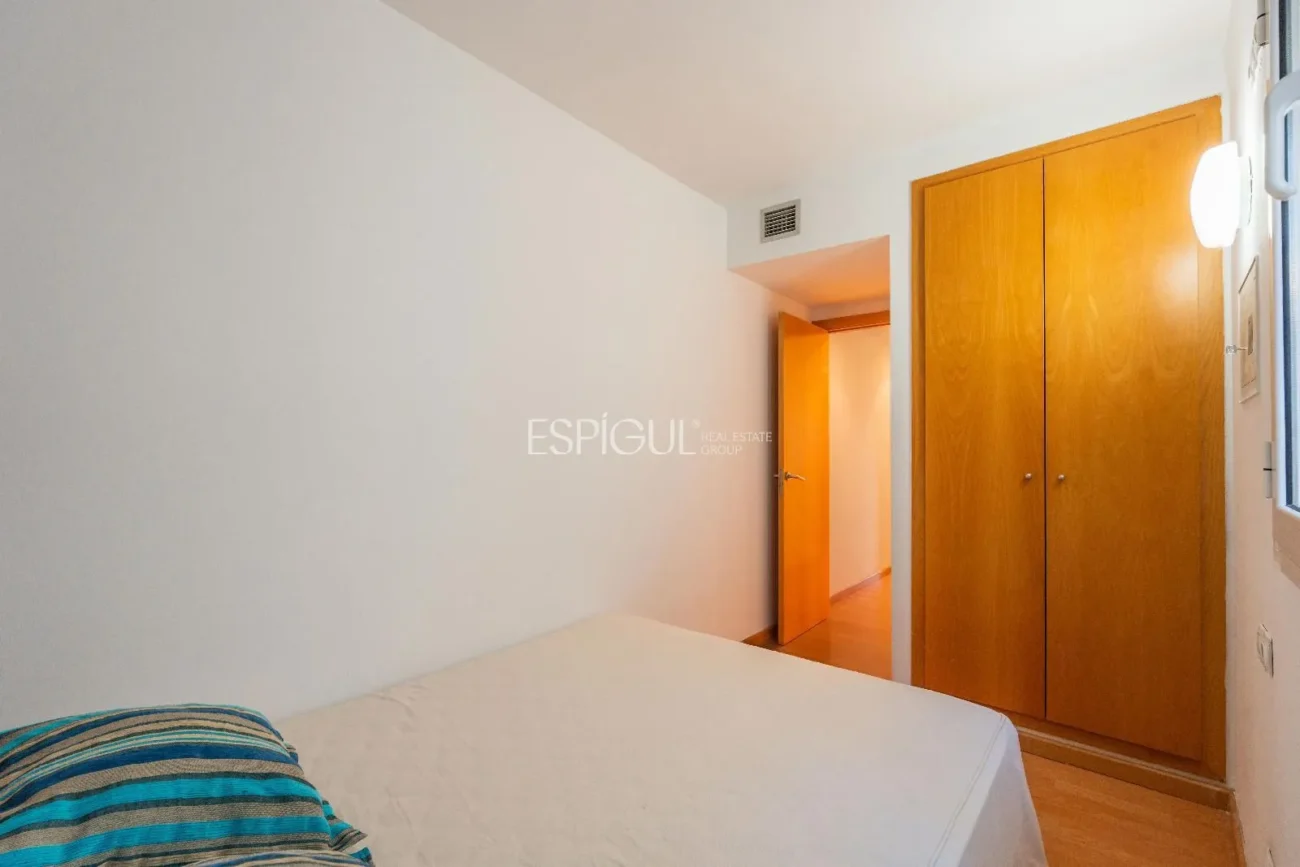 Piso de dos habitaciones en venta zona Migdia