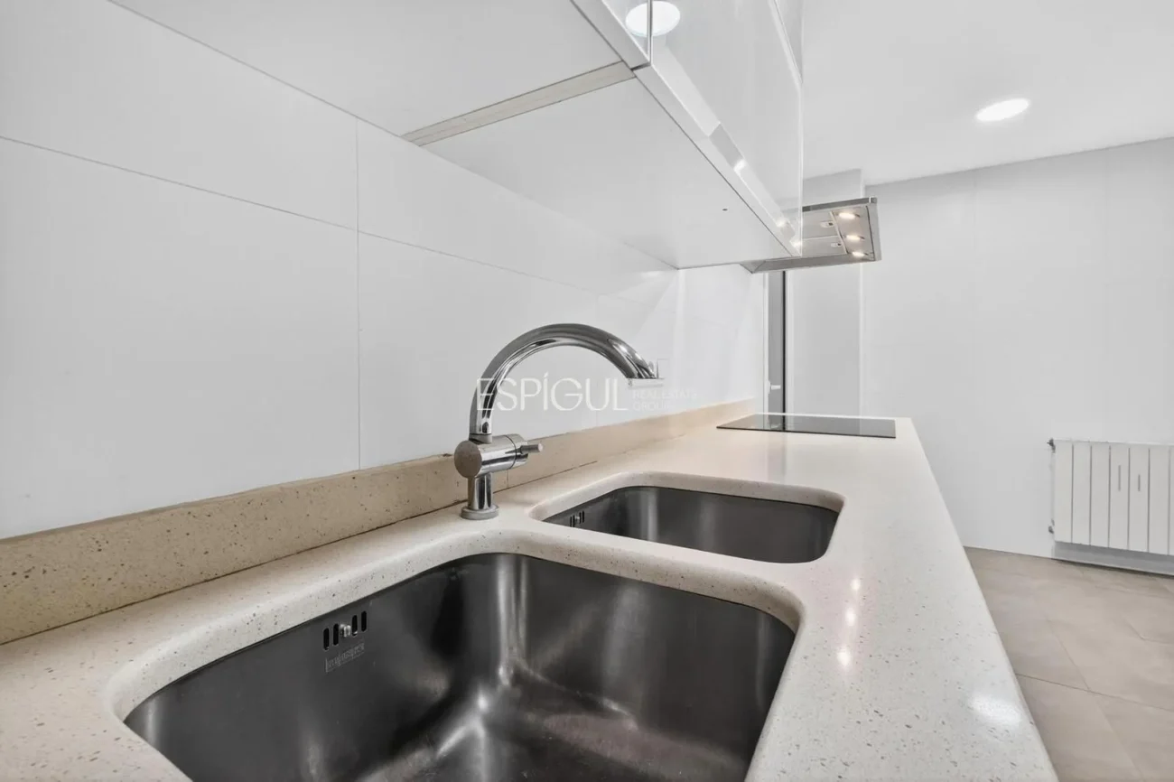 Piso de tres habitaciones alquiler TEMPORAL  (NO VIVIENDA HABITUAL)