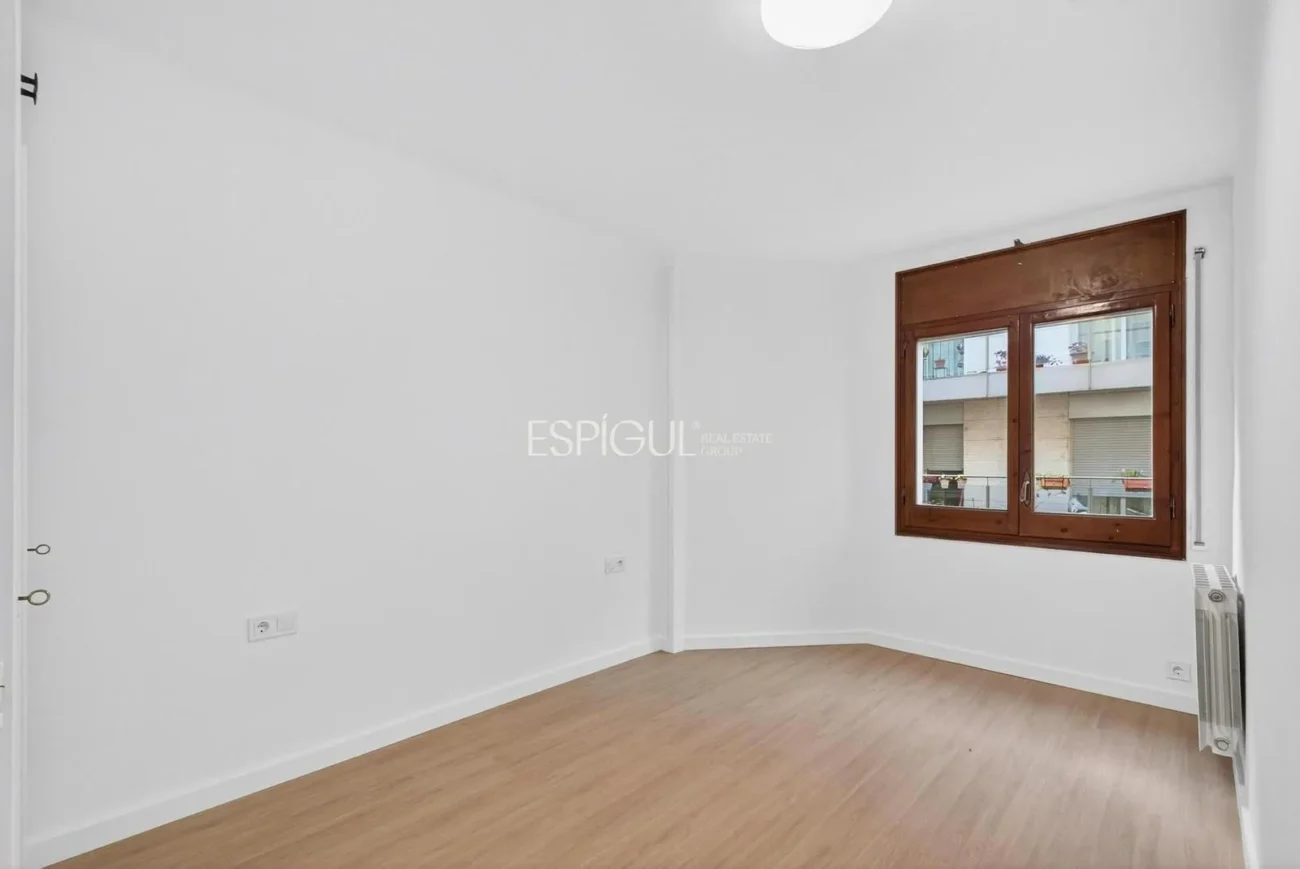 Piso de tres habitaciones alquiler TEMPORAL  (NO VIVIENDA HABITUAL)