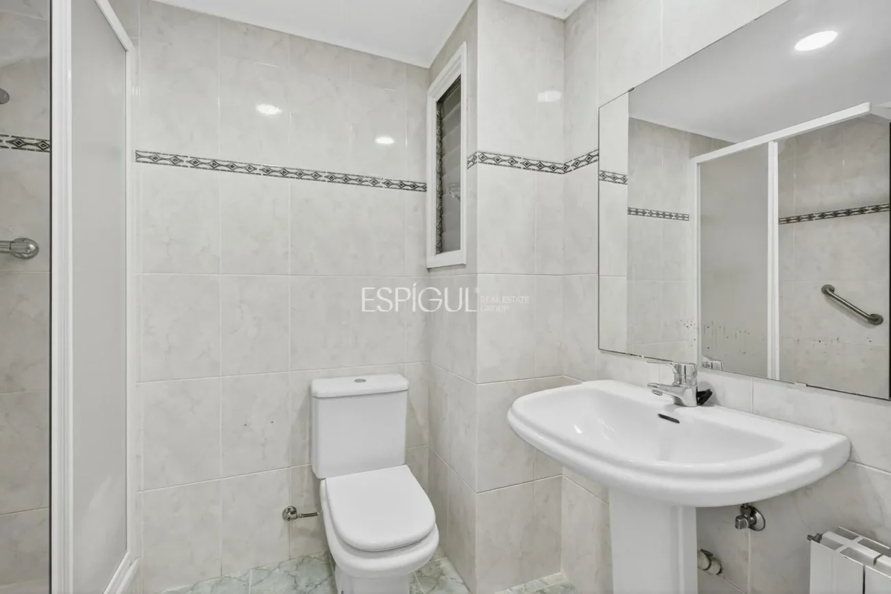 Piso de tres habitaciones alquiler TEMPORAL  (NO VIVIENDA HABITUAL)