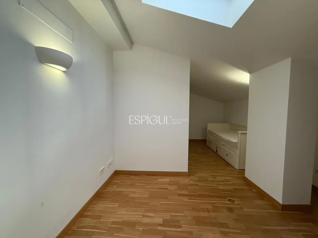 Appartement de trois pièces à louer dans le centre de Gérone