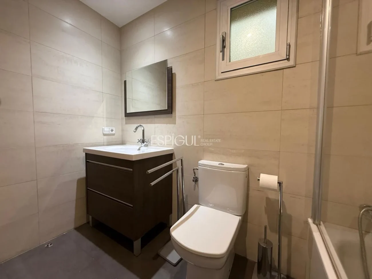 Appartement de trois pièces à louer dans le centre de Gérone