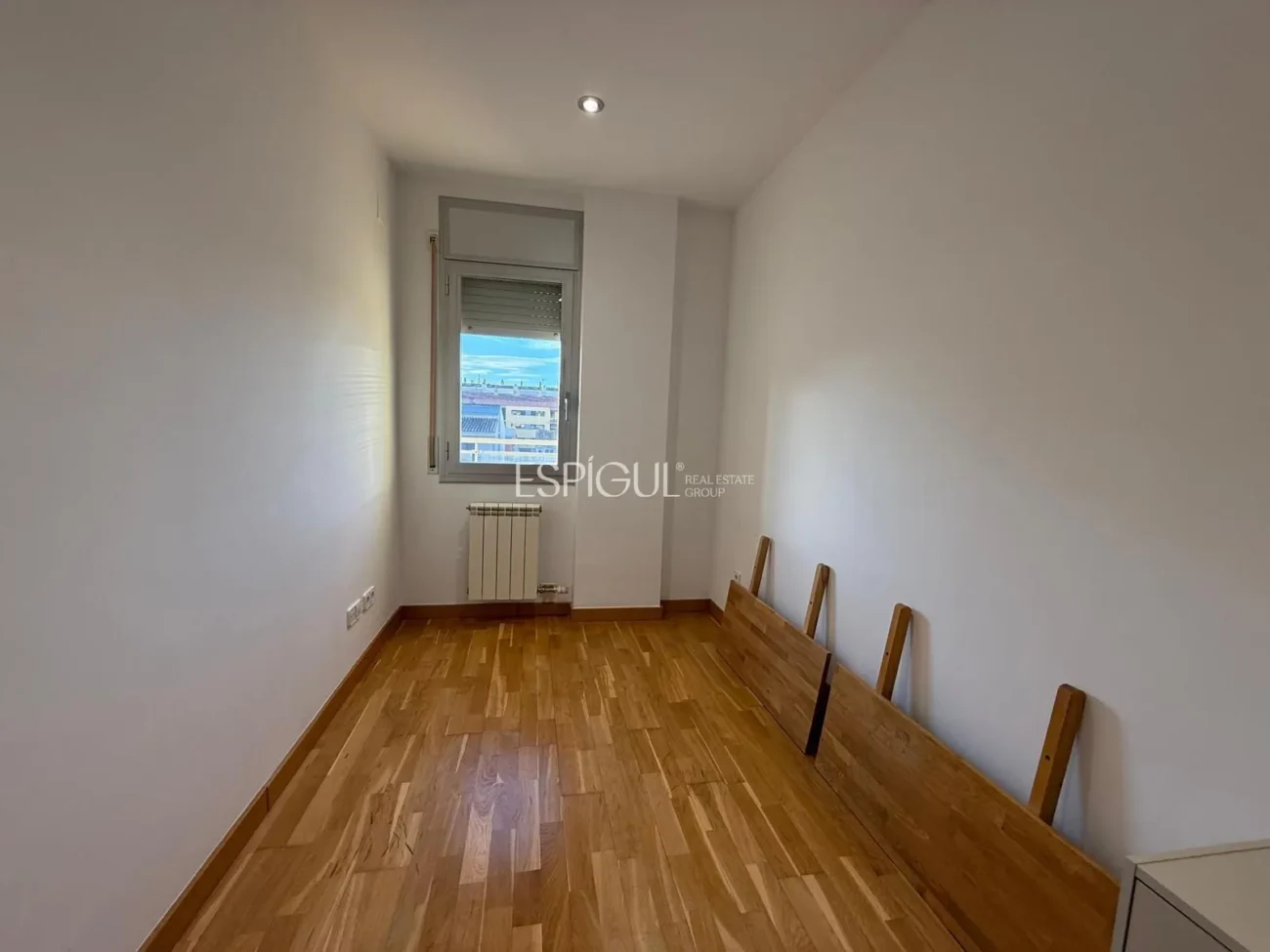 Appartement de trois pièces à louer dans le centre de Gérone