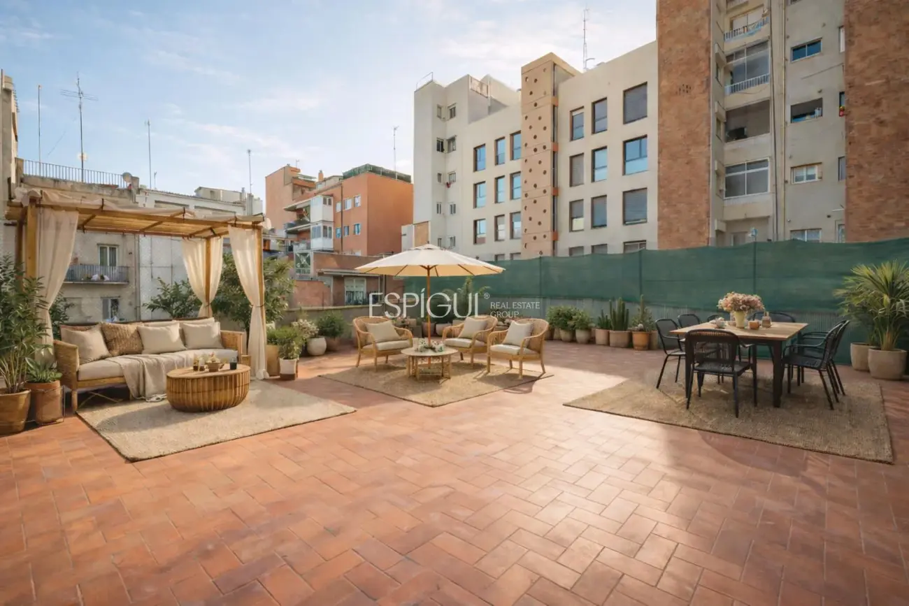 Pis al carrer Can Bruixa