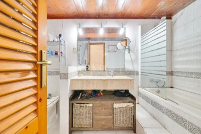 APARTMENT FOR SALE IN THE HEART OF EIXAMPLE