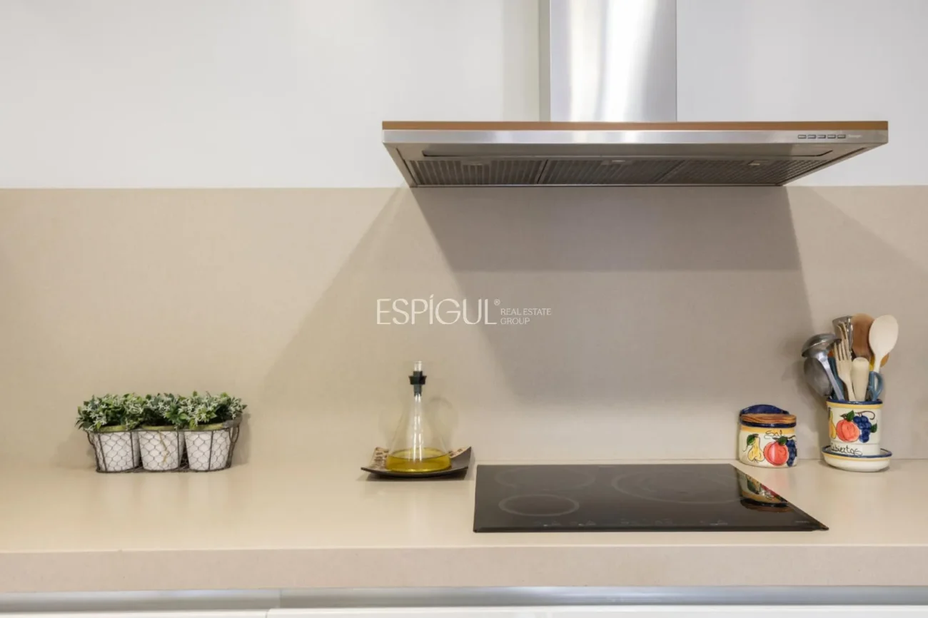 Apartment for sale in Antiga Esquerra de l’Eixample – Classic elegance and modern comfort