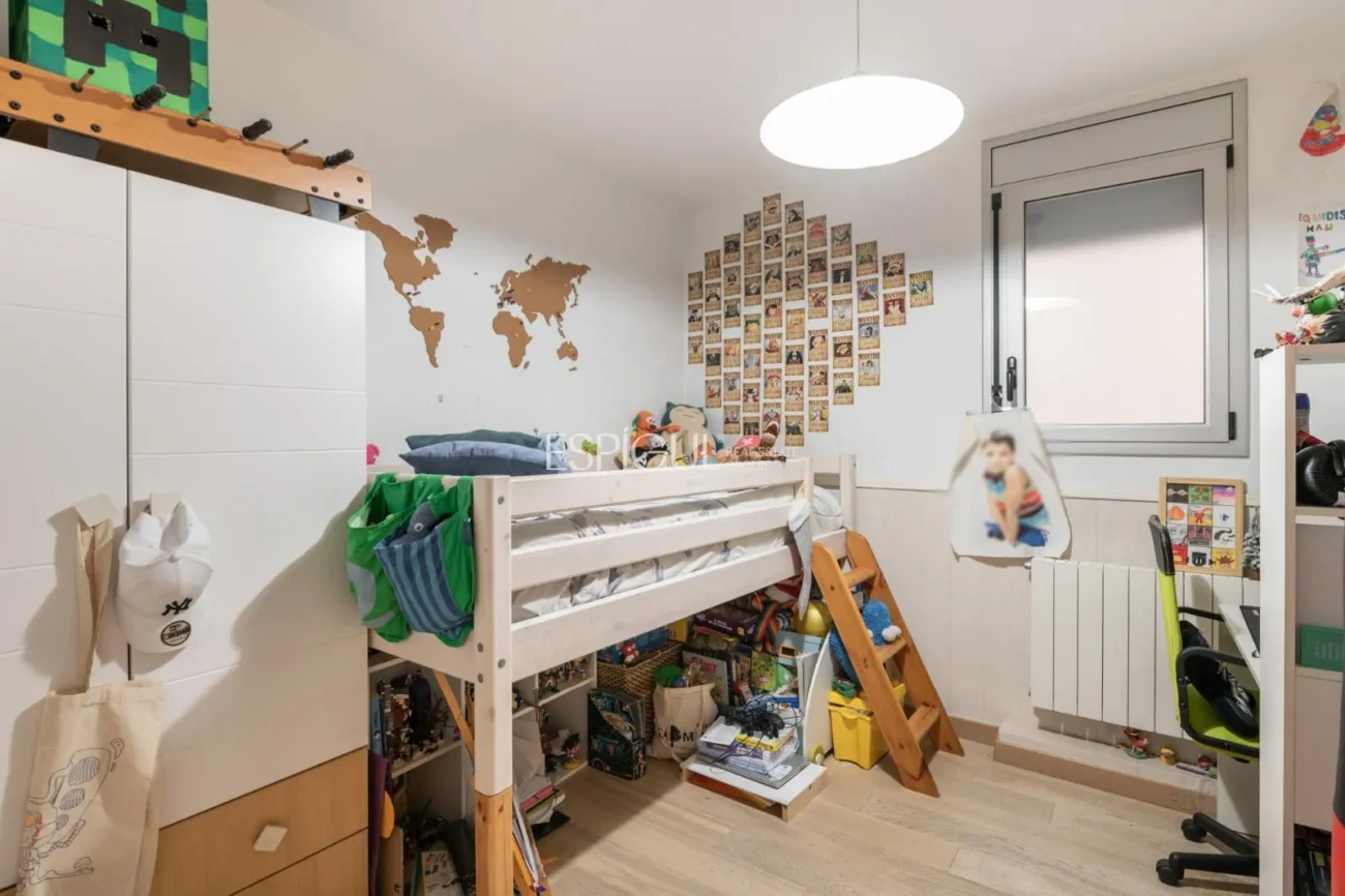 Wohnung zum Verkauf in der Antiga Esquerra de l’Eixample – Klassische Eleganz und moderner Komfort