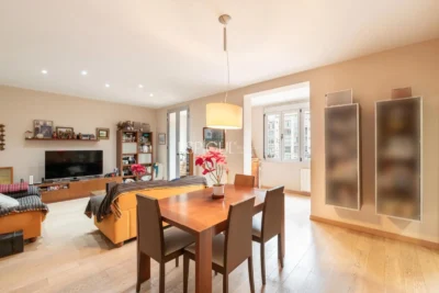 Piso en venta en la Antiga Esquerra de l’Eixample – Elegancia clásica y confort moderno