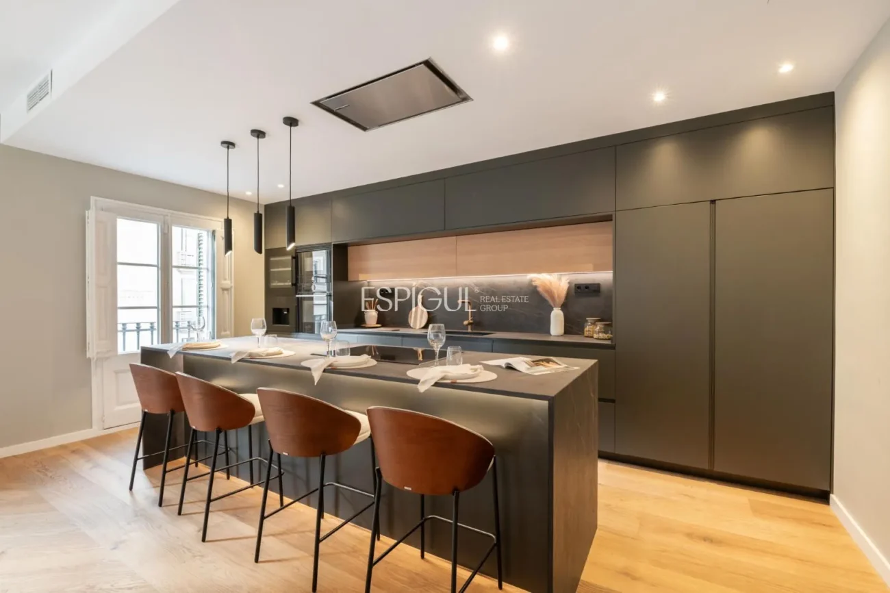 Apartment for Sale in via Laietana