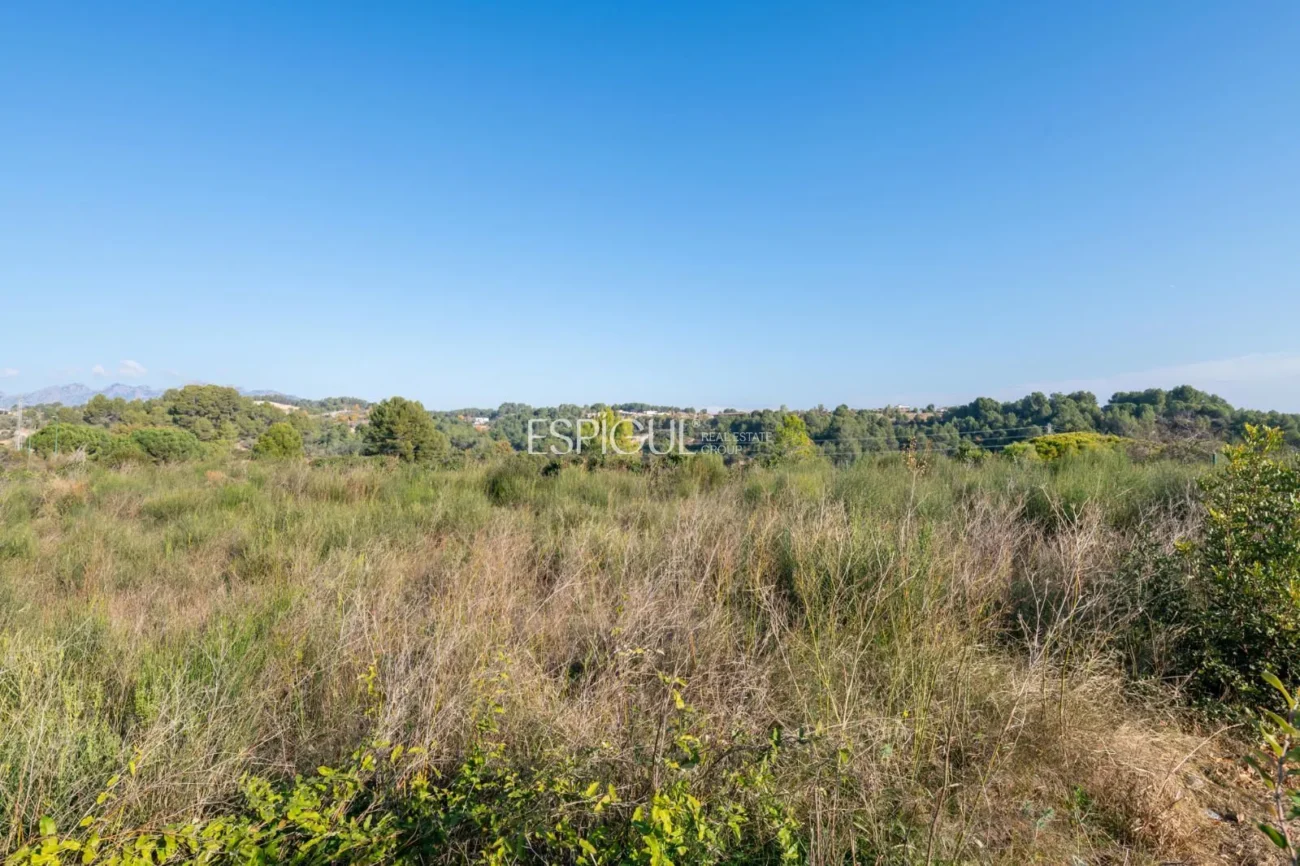 Building plot for sale in Golf Masia Bach