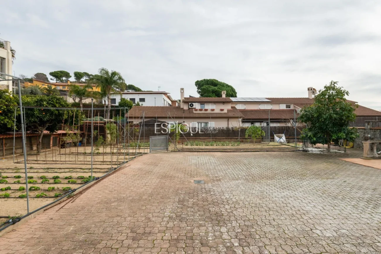 Spectaculaire villa de luxe avec vue sur la mer à Can Quirze, Mataró