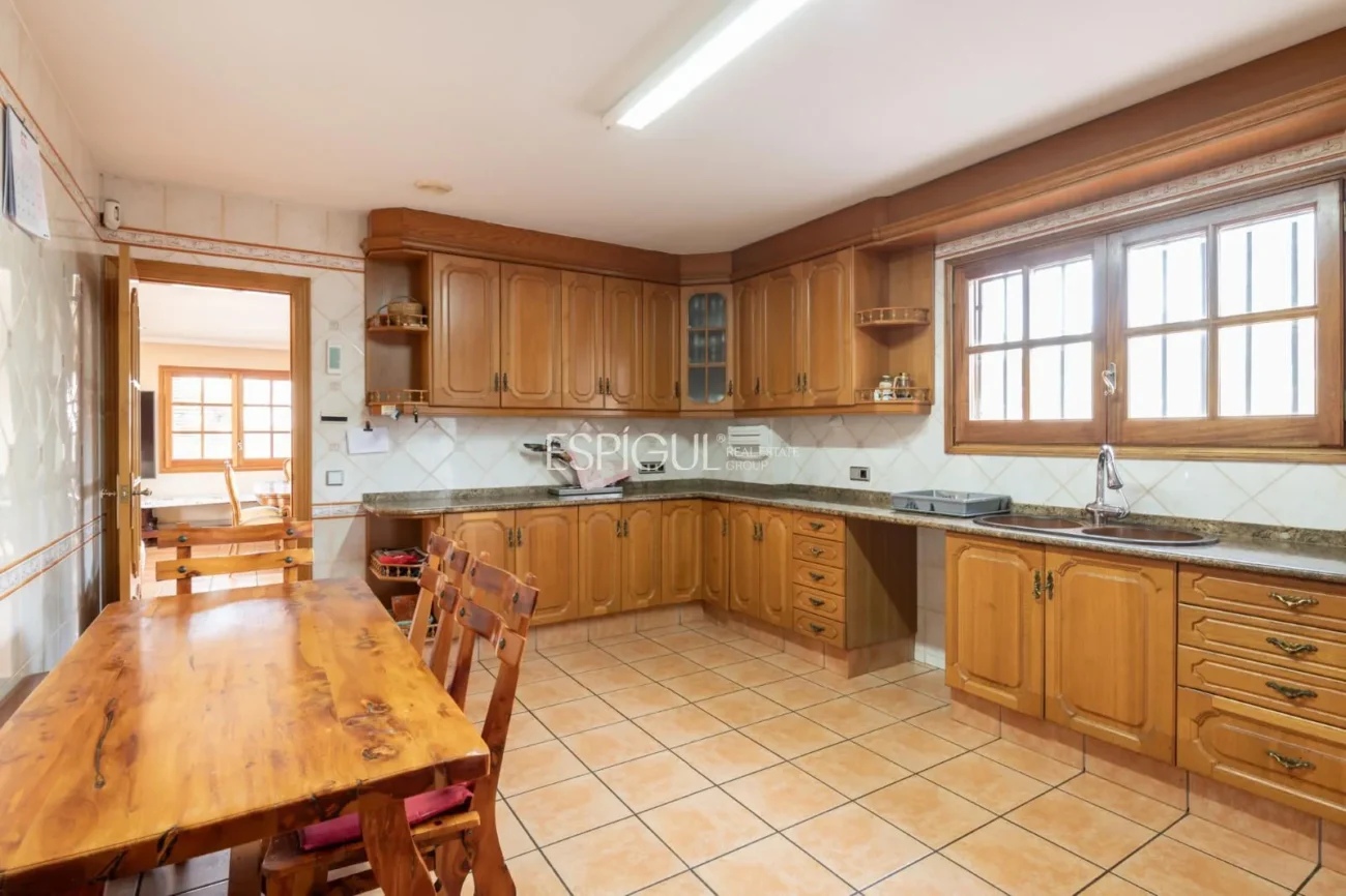 Spectaculaire villa de luxe avec vue sur la mer à Can Quirze, Mataró