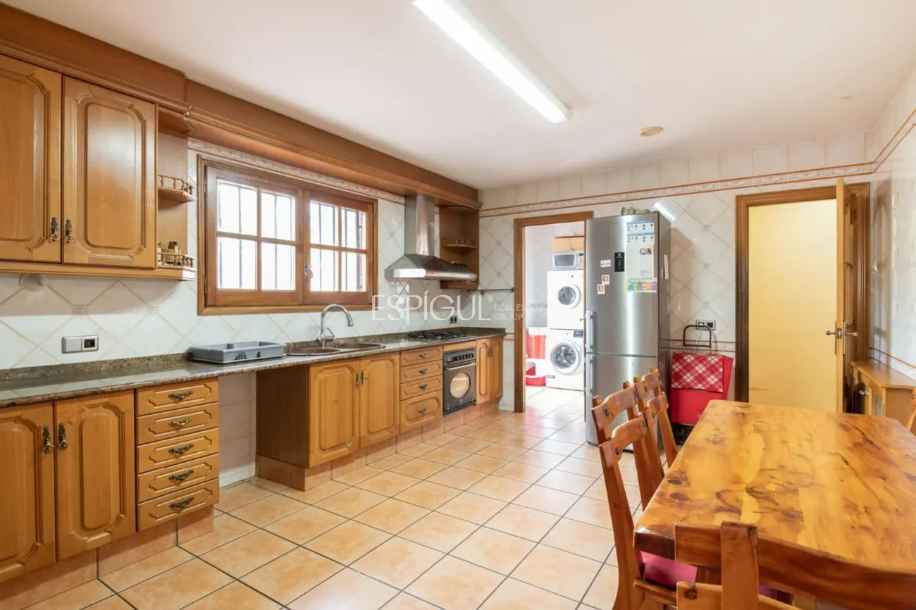 Spectaculaire villa de luxe avec vue sur la mer à Can Quirze, Mataró