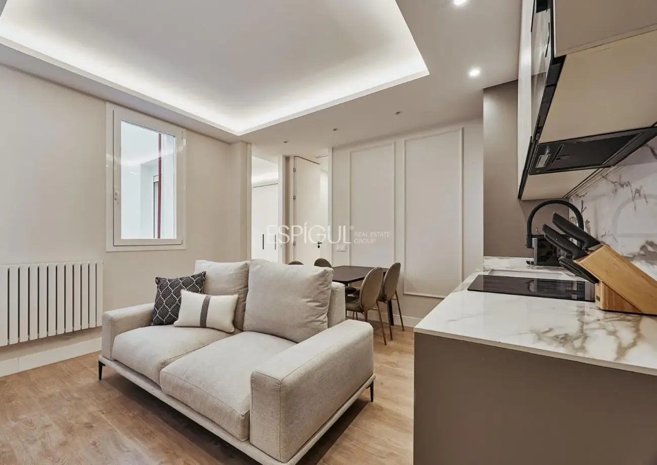 Piso en venta situado en Madrid, en la zona de Retiro.