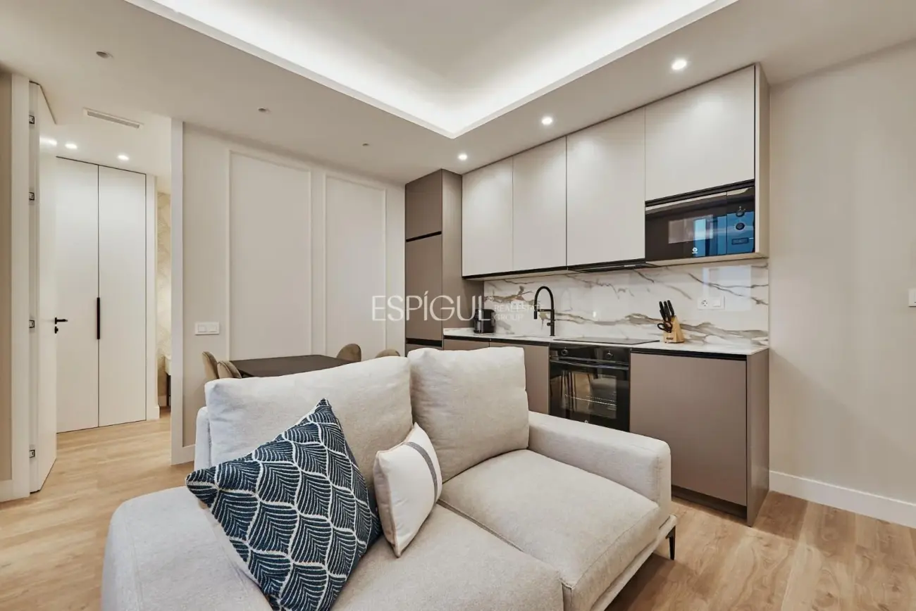 Piso en venta situado en Madrid, en la zona de Retiro.