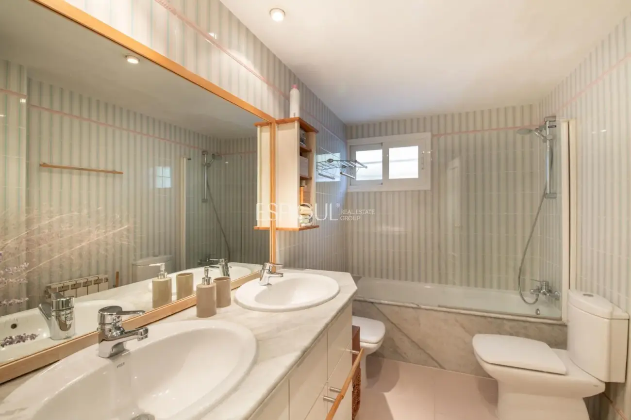 Adosado con espectaculares vistas en Sant Berger, Teia