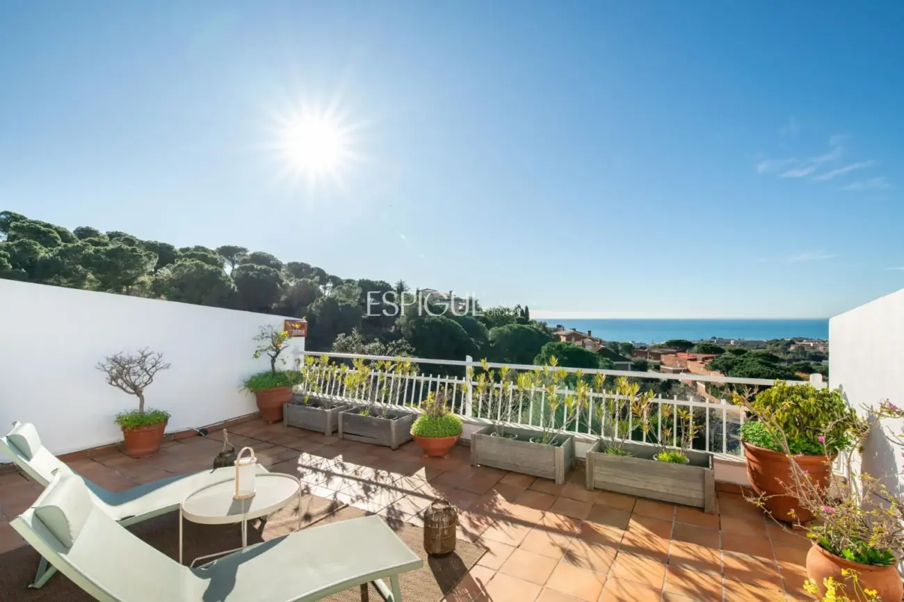 Adosado con espectaculares vistas en Sant Berger, Teia