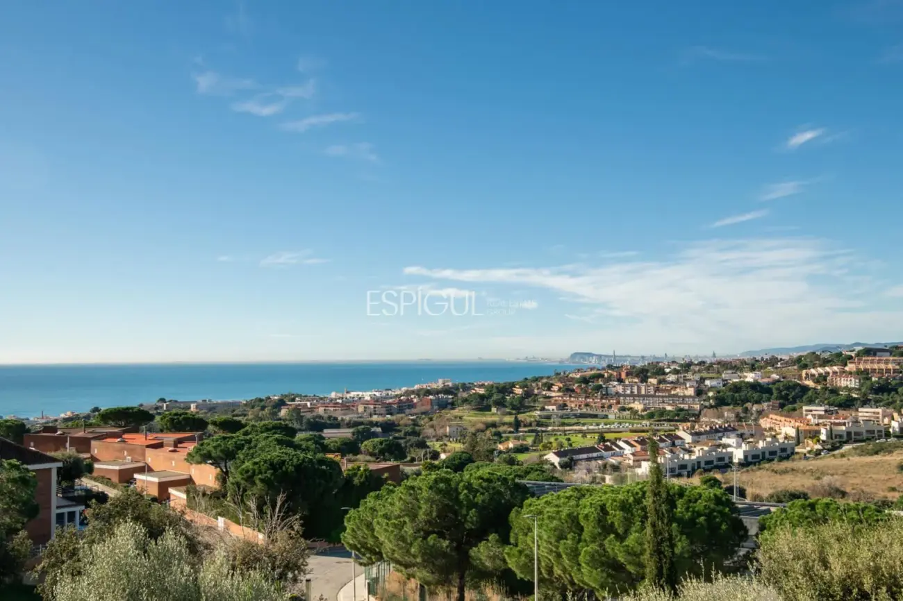 Adosado con espectaculares vistas en Sant Berger, Teia