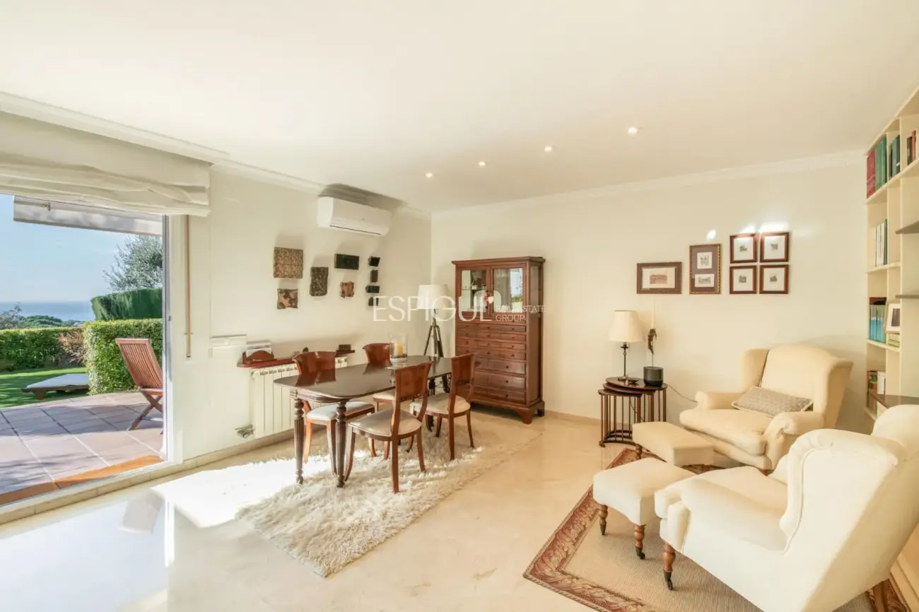 Adosado con espectaculares vistas en Sant Berger, Teia