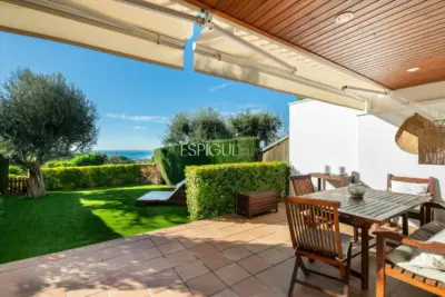 Adosado con espectaculares vistas en Sant Berger, Teia