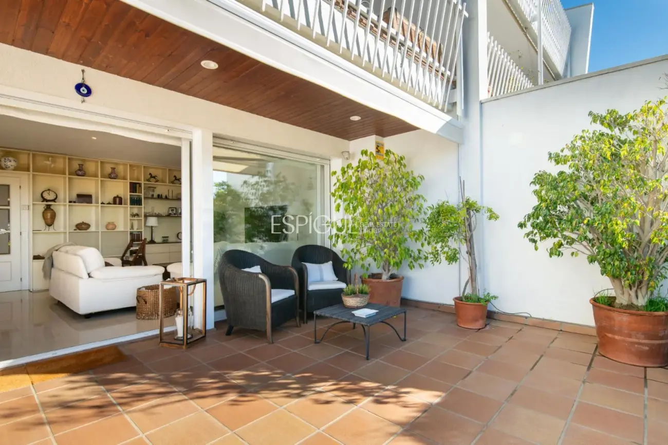 Adosado con espectaculares vistas en Sant Berger, Teia