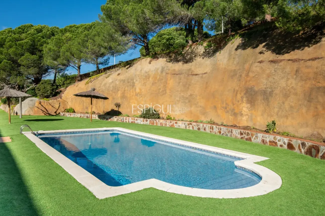 Adosado con espectaculares vistas en Sant Berger, Teia