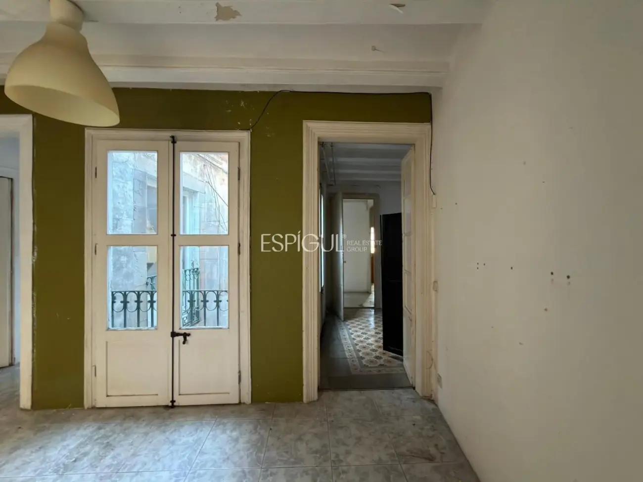 Penthouse for renovation on Carrer de Ferran, El Gòtic
