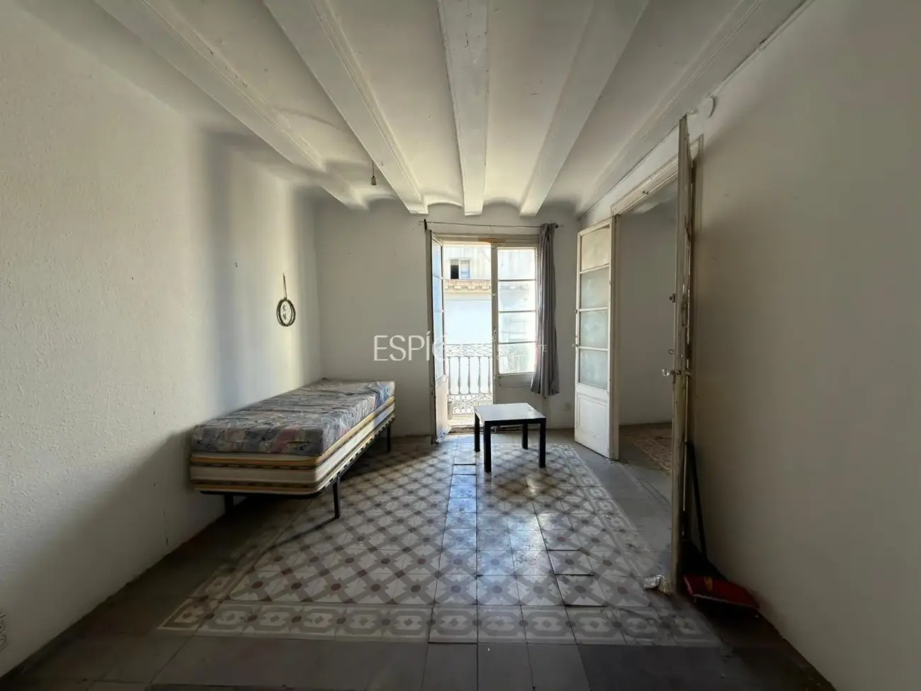 Penthouse for renovation on Carrer de Ferran, El Gòtic