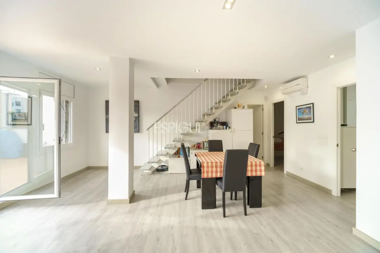 Ático dúplex en Sants