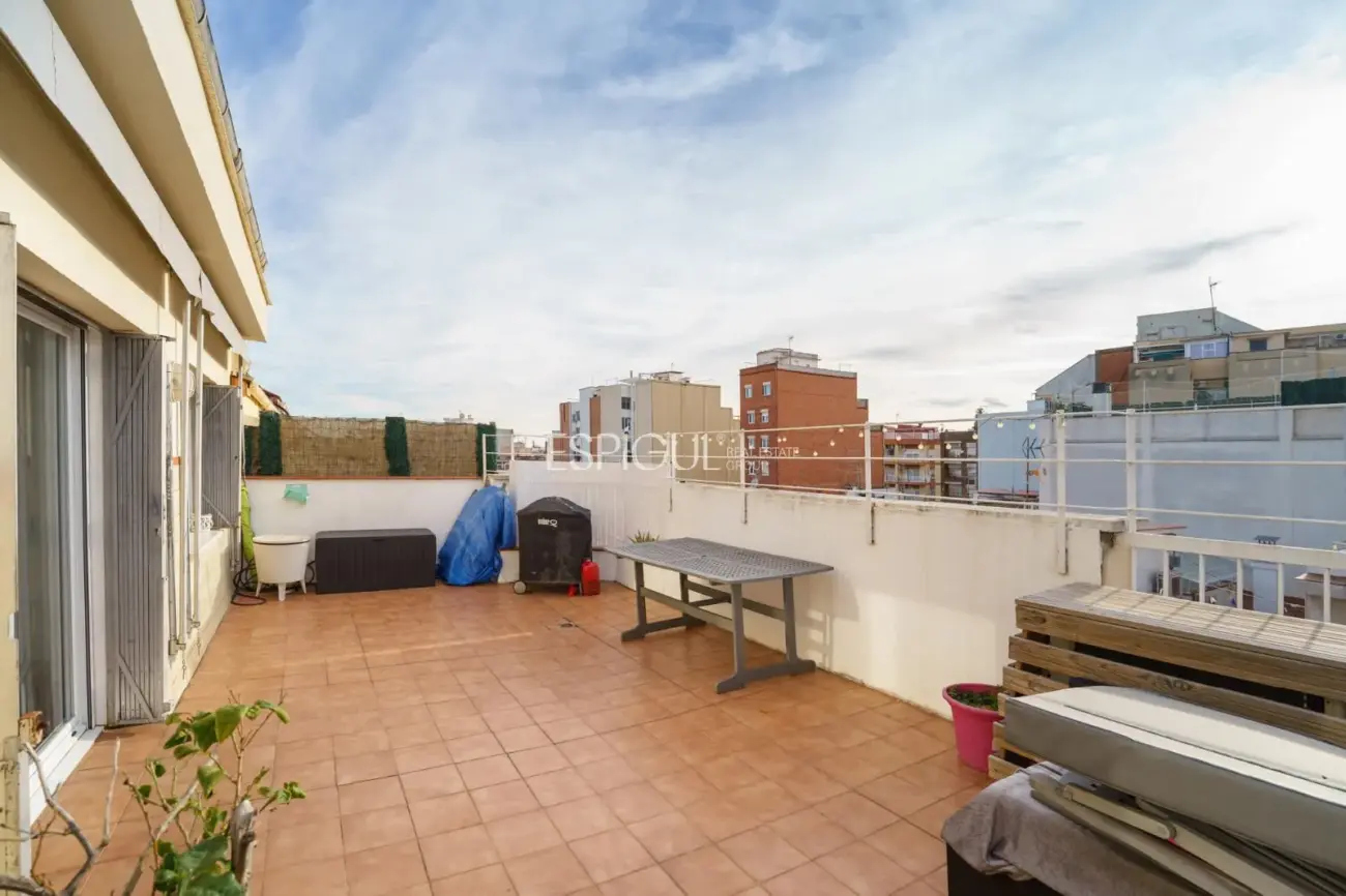 Ático dúplex en Sants