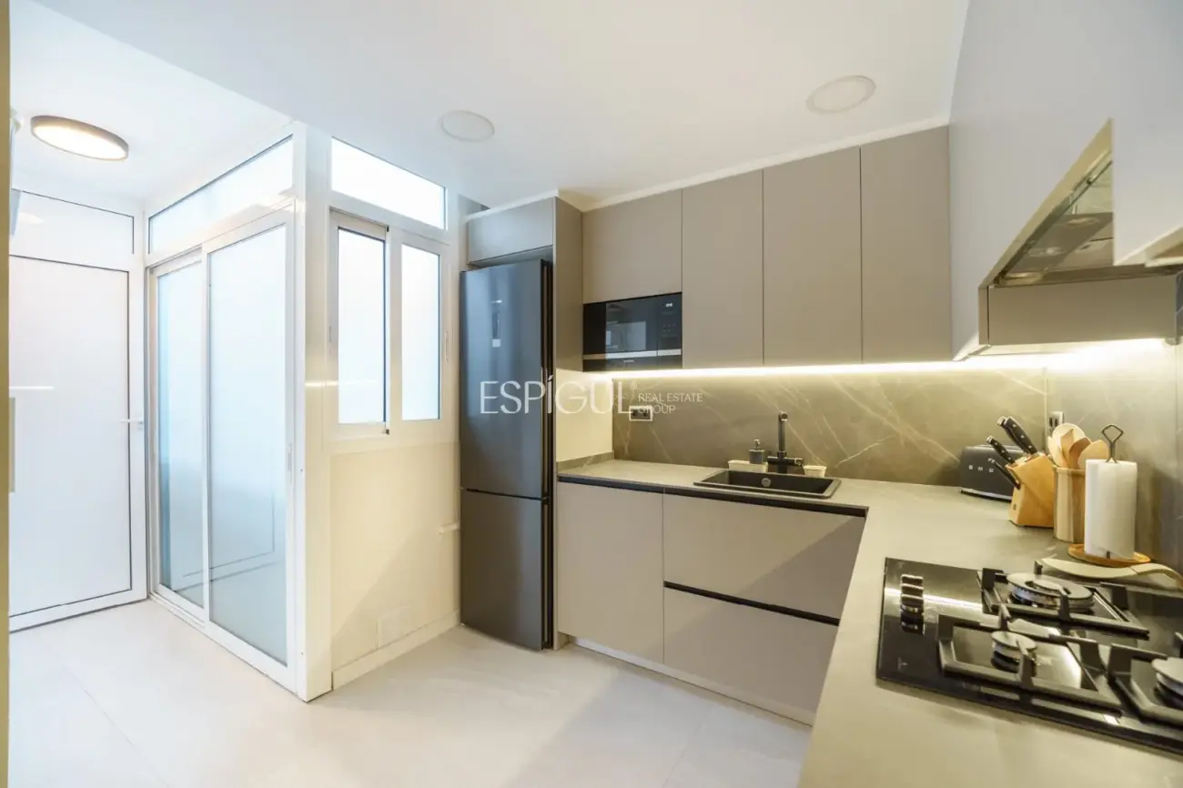 Penthouse for sale in the center of Sant Cugat del Vallès