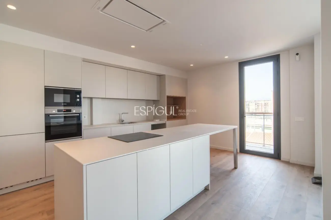 Ático exclusivo en el corazón de Girona