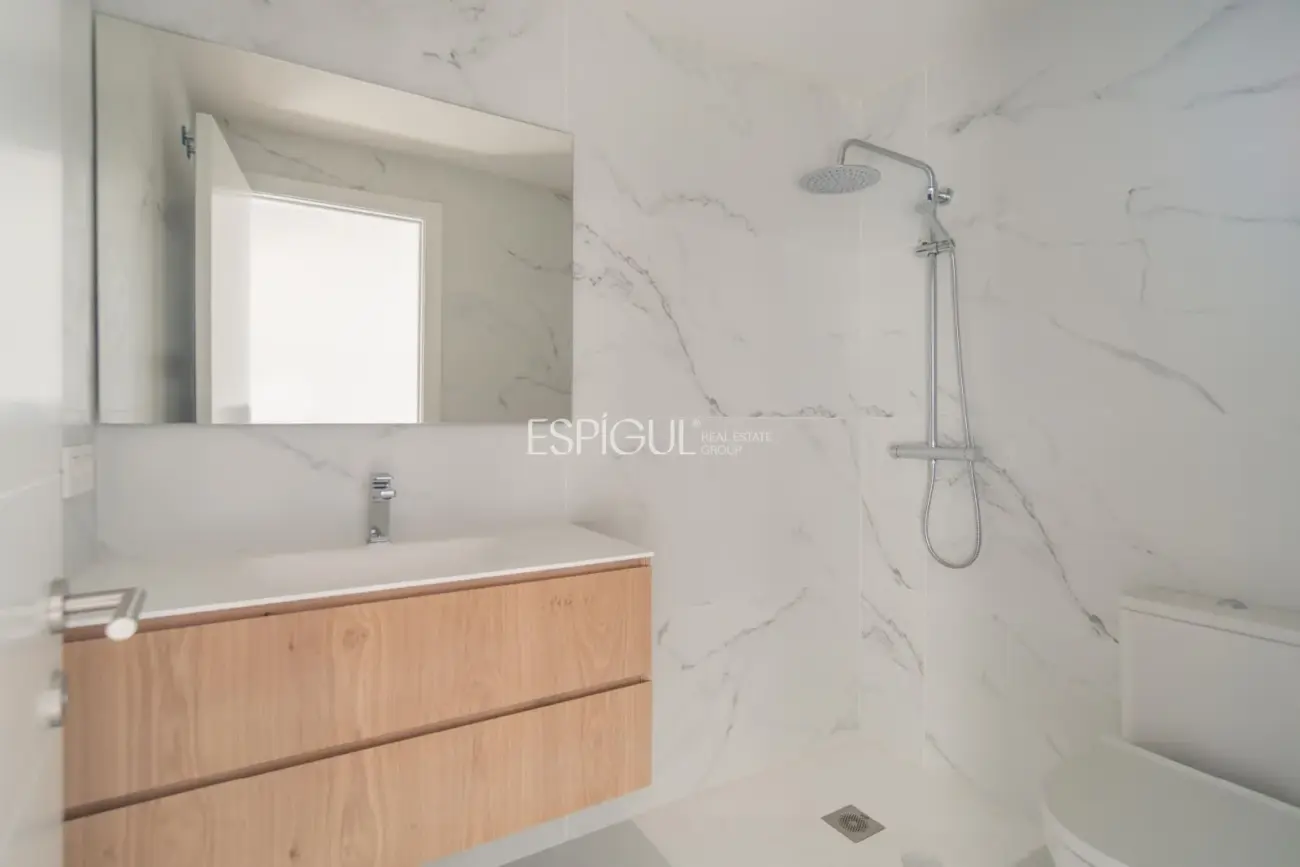 Ático exclusivo en el corazón de Girona